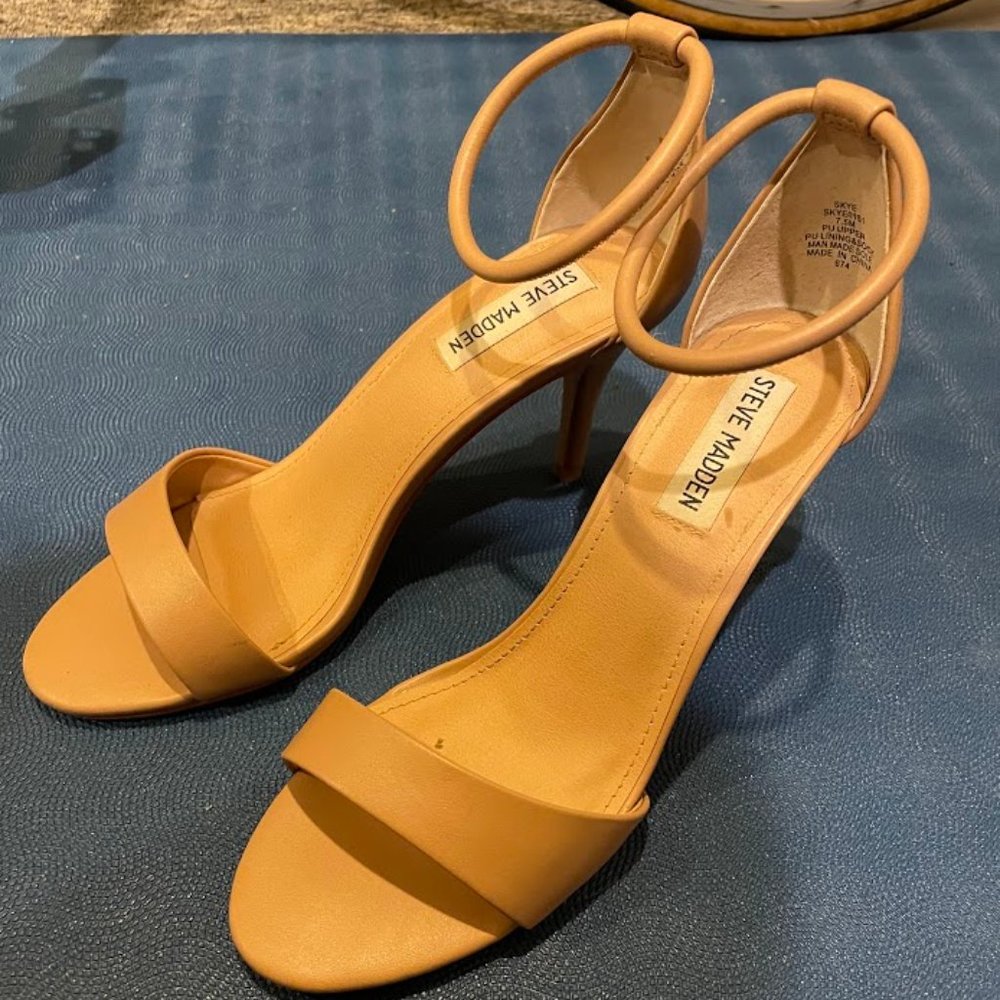 Steve Madden Skye Ankle Strap Heel Sandle